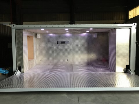 container stand evenementiel ouvert avec eclairage led de couleur sol alu strie