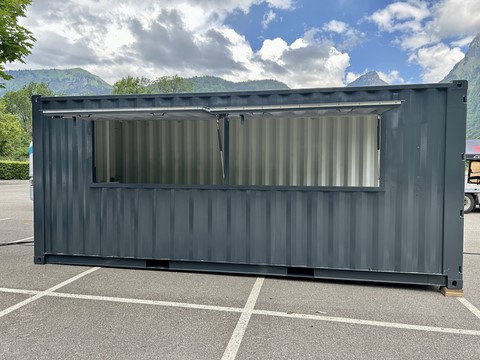 container snack de 6 metres avec deux ouvertures de 2 metre fois 1 metre sur vérin à gaz couleur gris anthracite